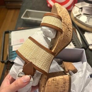 Aerosoles Camera Sandal in Raffia, size 6.5